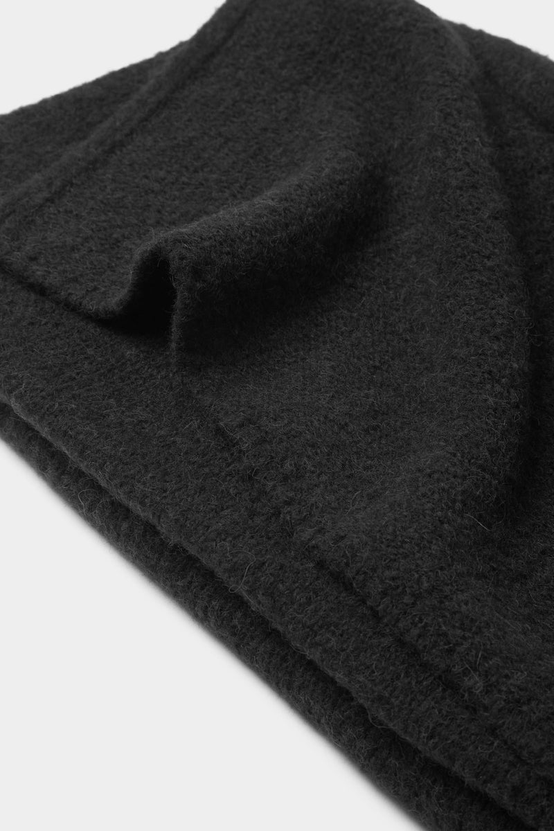 Knitted Scarf Monogram - Black/Brown Beige – AKENZ
