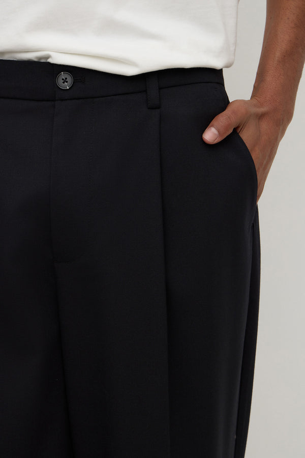 Ari_Tailored_Pant_Black_1412