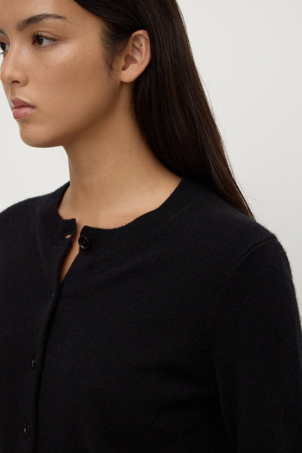 Benny_Knit_Cardigan_Black_1773