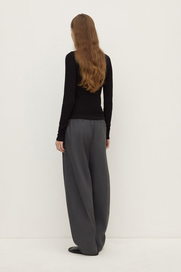 Brynn_Brushed_Cotton_Twill_Pant_Washed_Charcoal_0745