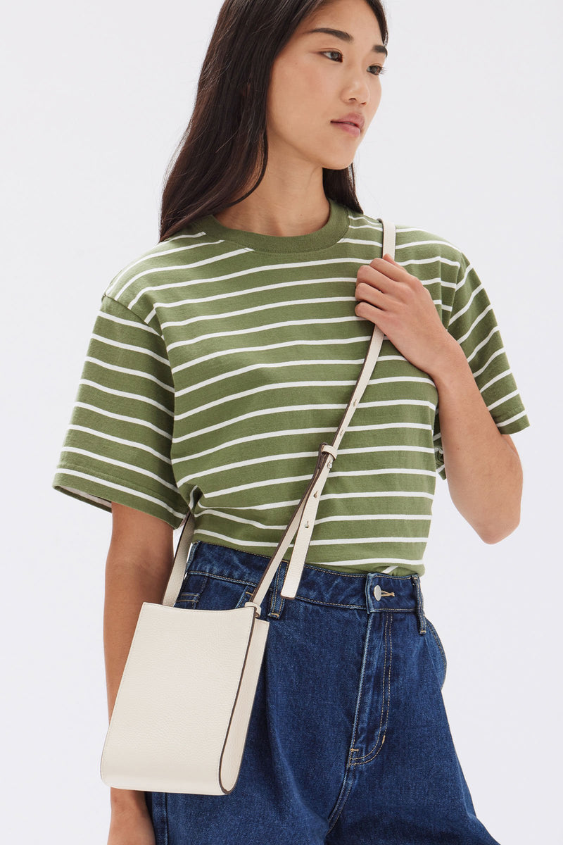 Clara Crossbody Leather Bag Cream | Assembly Label Clara Crossbody Leather Bag Cream | Assembly Label