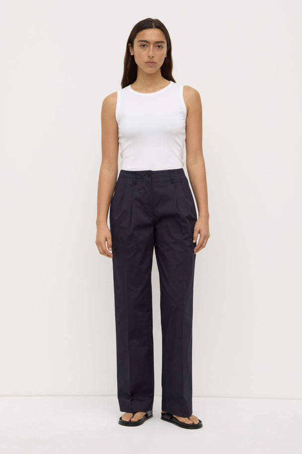 Ellen_Cotton_Twill_Pant_True_Navy_0423jpeg