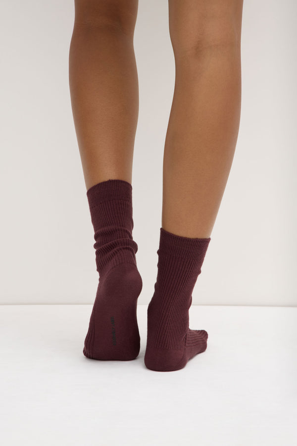 Essential_Sock_Burgundy_0079jpeg