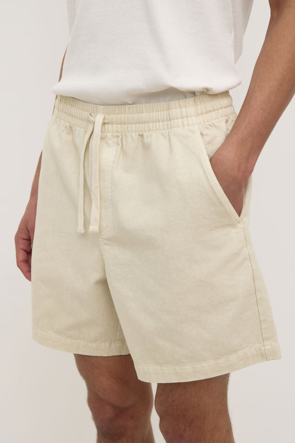 Everyday_Twill_Short_Limestone_1119jpeg