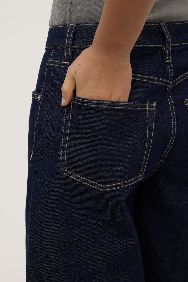 High_Rise_Barrel_Leg_Jean_Rinse_1167jpeg