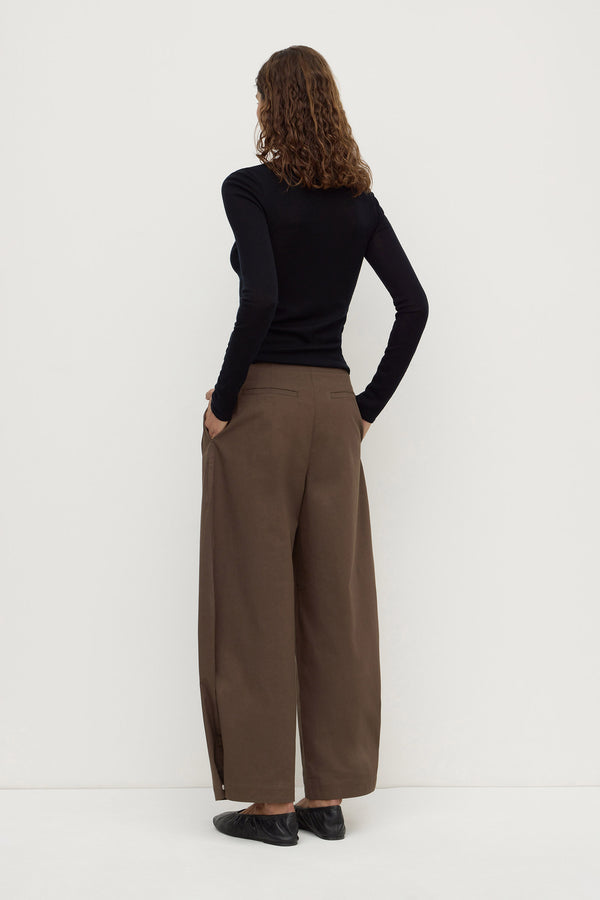 Jasmine_Cotton_Adjustable_Barrel_Leg_Pant_Military_1979