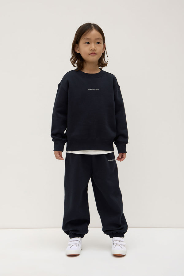 Kids_Atelier_Logo_Fleece_True_Navy_0120jpeg