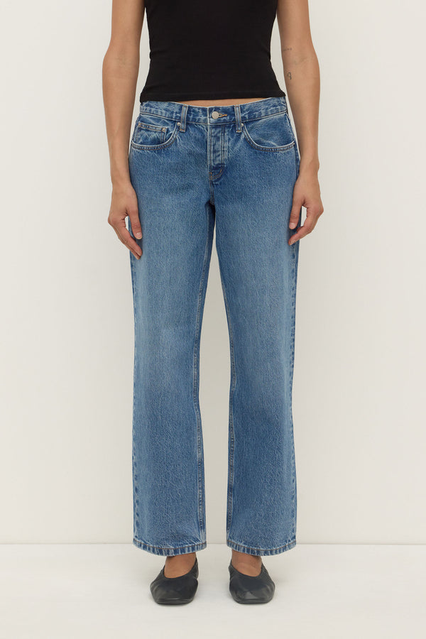 Low_Rise_Relaxed_Jean_Classic_Blue_2326
