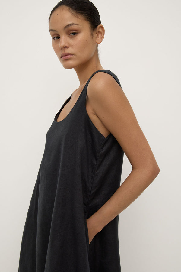 Maree_Linen_Midi_Dress_Black_0124