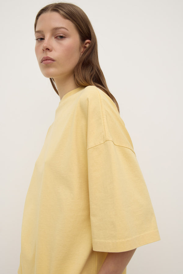 Max_Cotton_Oversized_Tee_Sunshine_0583jpg