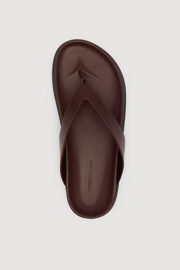 Mela Leather Thong Wine-4