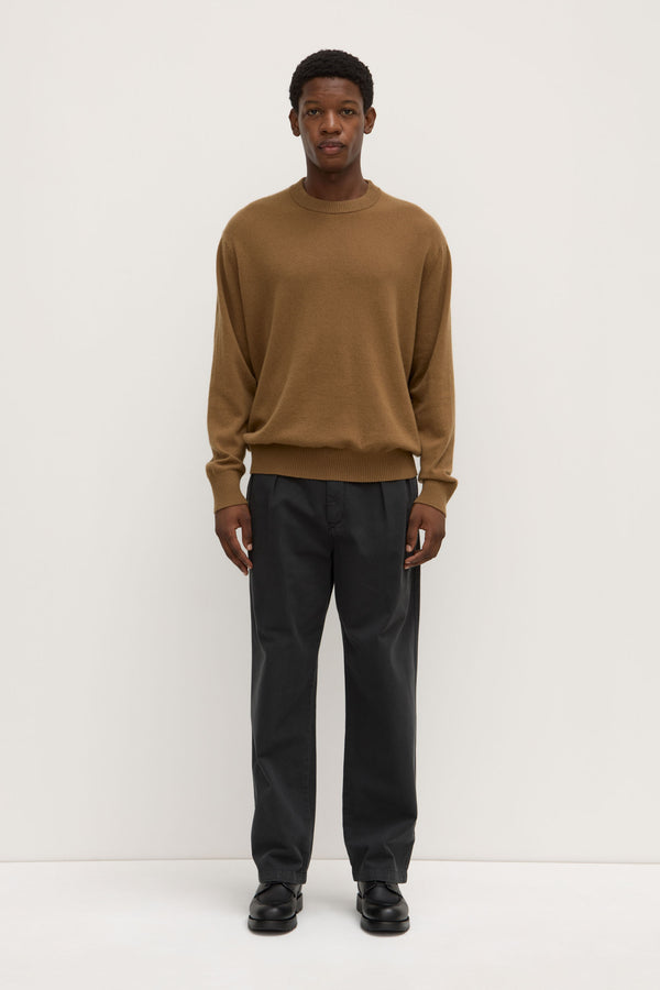 Mens_Cashmere_Crew_Neck_Knit_Fawn_0834