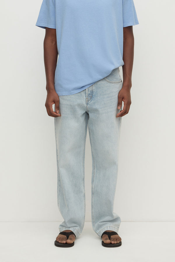 Mens_Relaxed_Denim_Jean_Bleached_Blue_0597