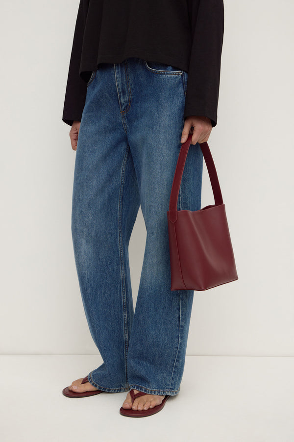 Nova_Mini_Bucket_Bag_Raisin_2087