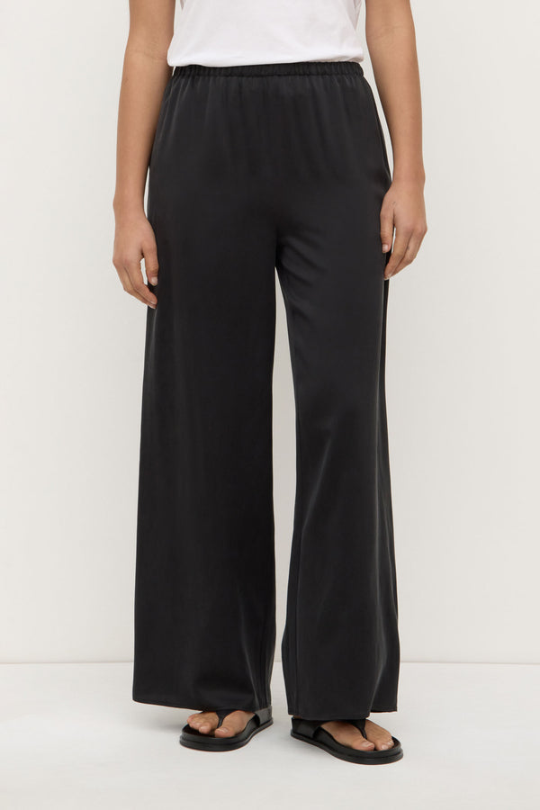 Pippa_Silk_Pant_Black_1038jpeg