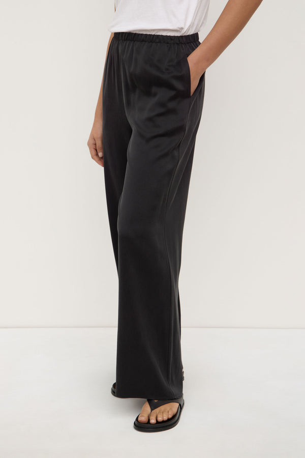 Pippa_Silk_Pant_Black_1057jpeg