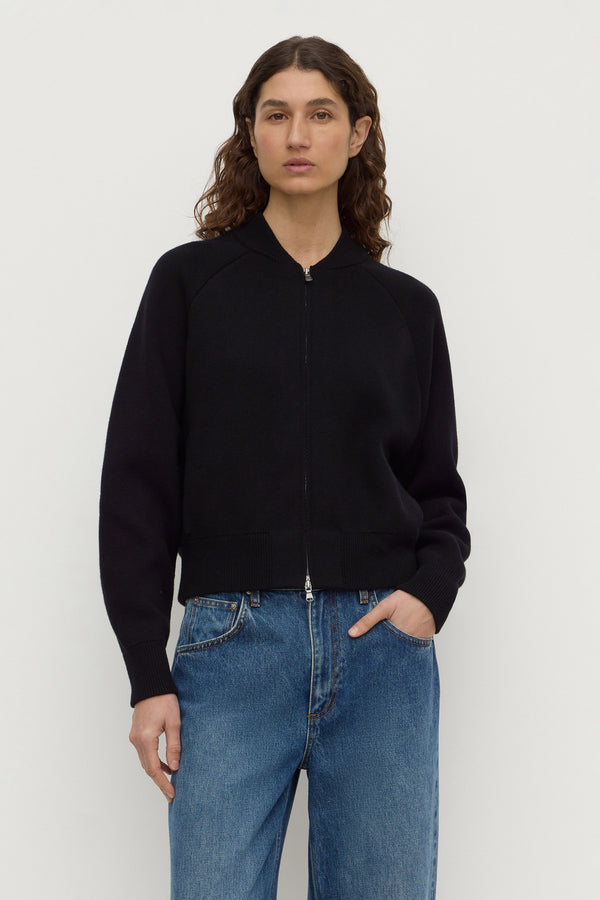 Talia_Milano_Knit_Bomber_Black_0028