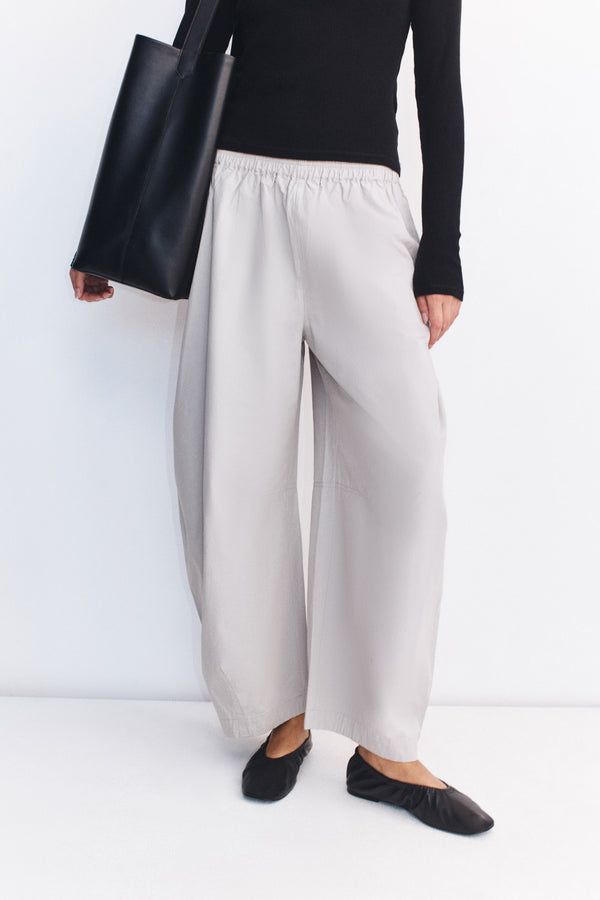 Lola Barrel Pant