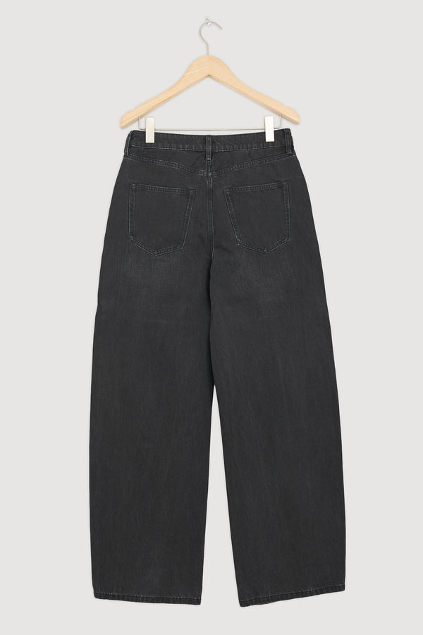 Re-Worn Low Curve Mid Rise Jean