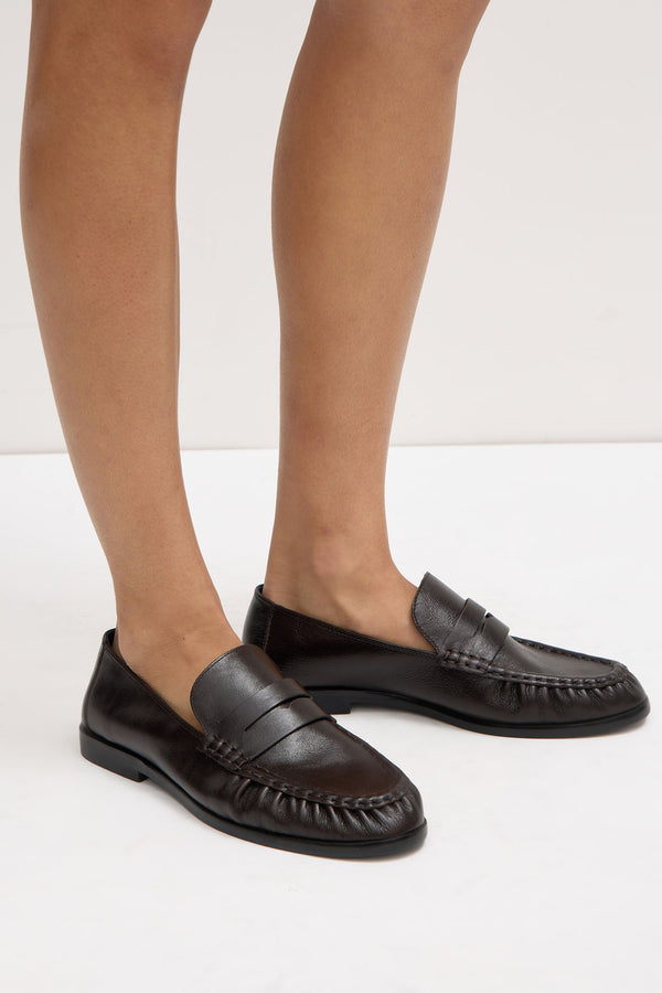 Avenue Leather Loafer