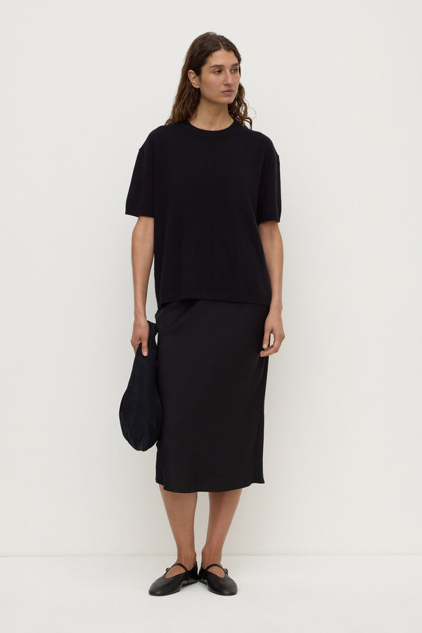 Bea_Cashmere_Short_Sleeve_Tee_Black_2539