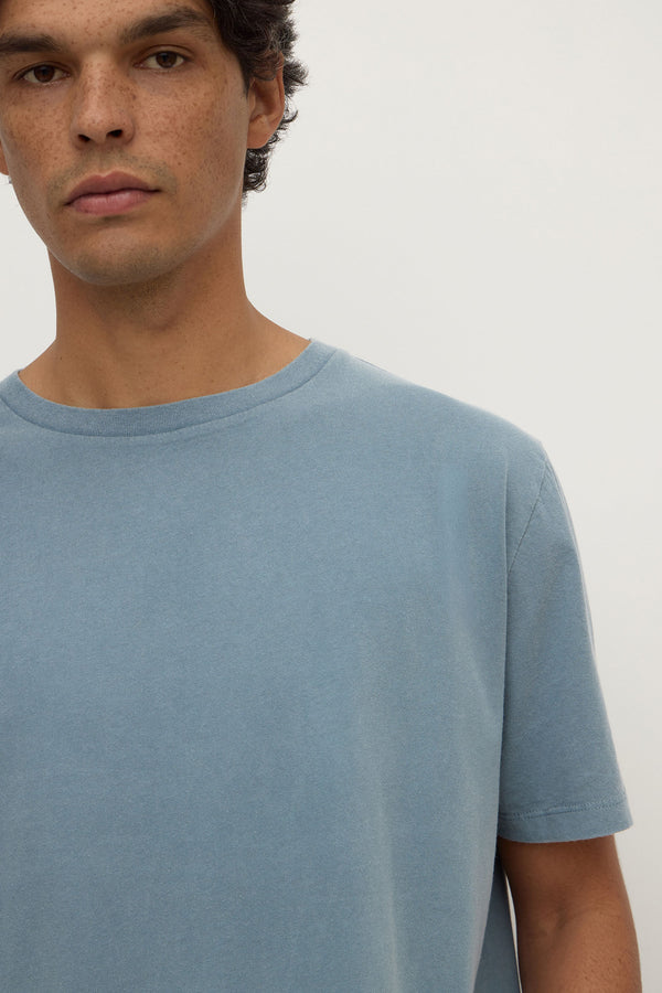 Elijah_Tee_Steel_Blue_0805