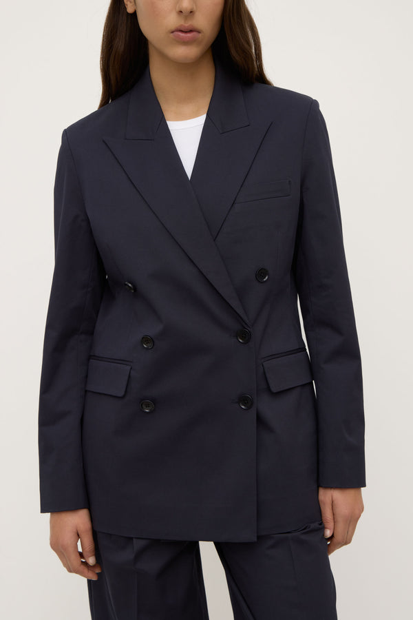 Ellen_Double_Breasted_Blazer_True_Navy_0578jpeg