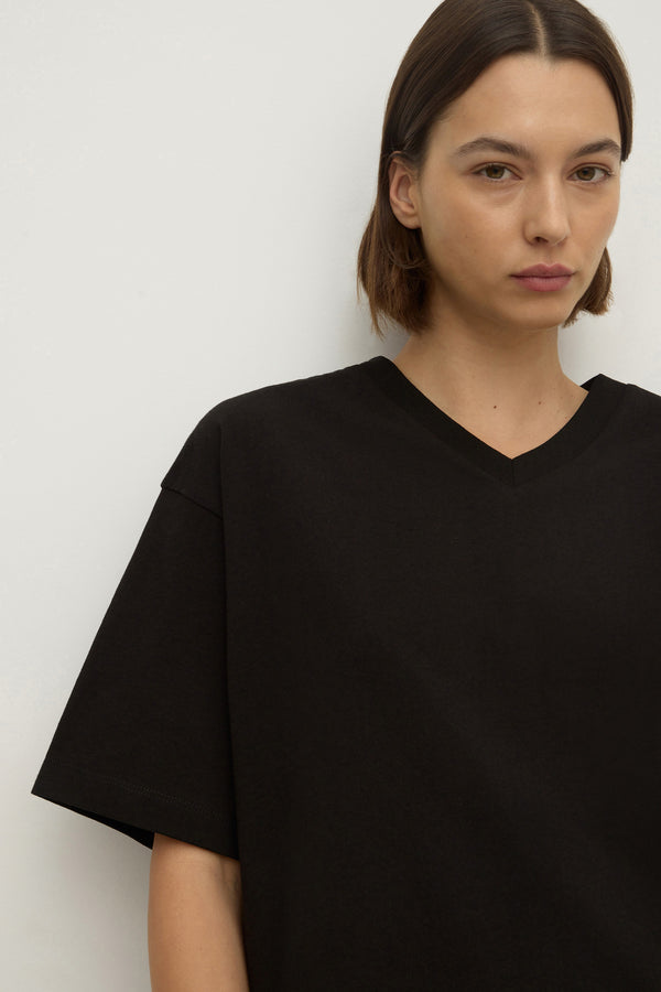 Ellie V Neck Oversized Tee