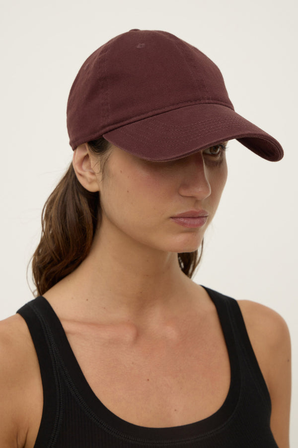 Everyday_Cap_Merlot_2947