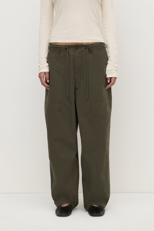 Gigi_Barrel_Pant_Dark_Military_1119