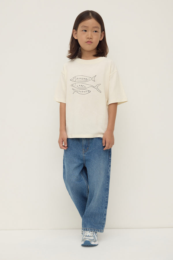 Kids_Studios_Tee_Pebble_True_Navy_0046