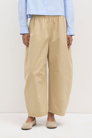Assembly Label Lola Barrel Pant - Tan