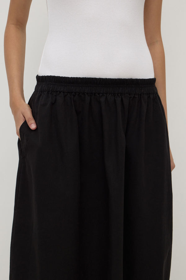 Lola_Cotton_Midi_Skirt_Black_2427