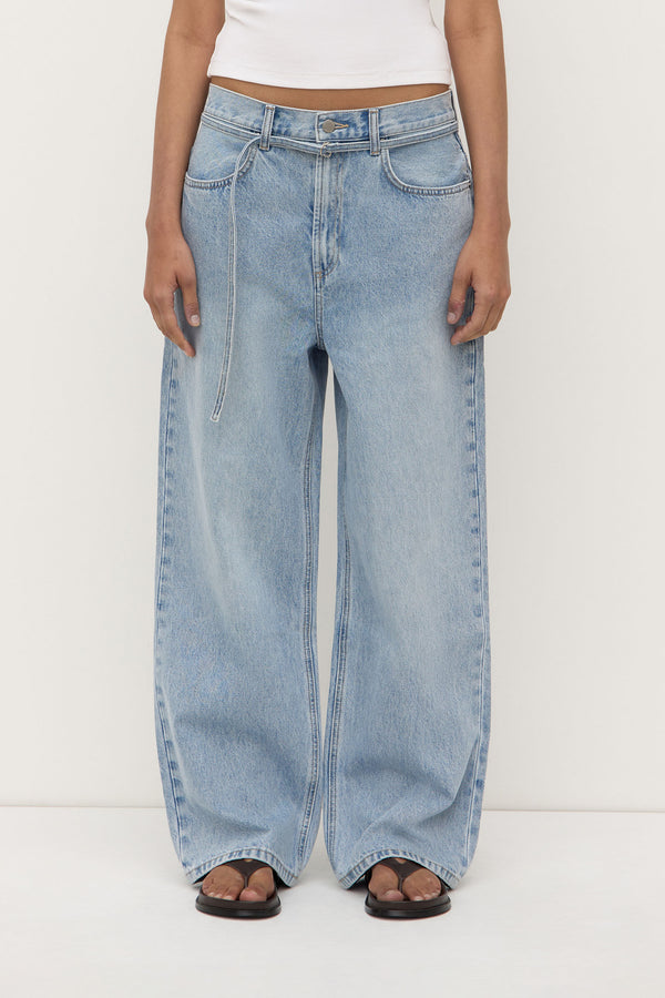 Loose Fit Jean