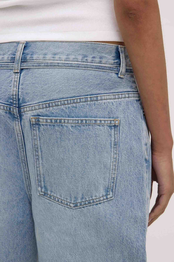 Loose Fit Jean