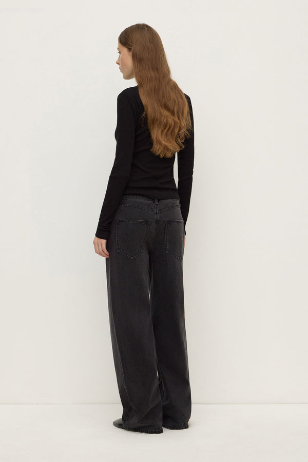Re-Worn Low Curve Mid Rise Jean