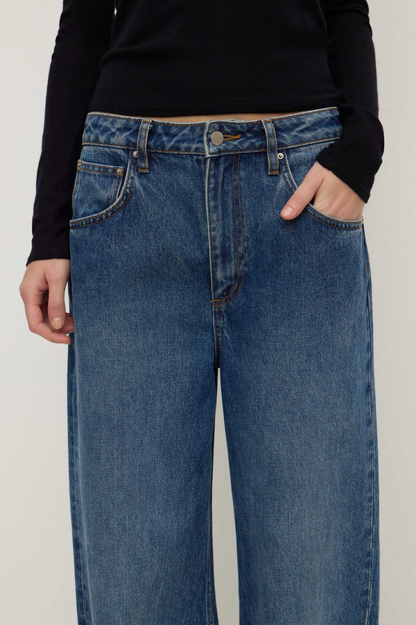 Low Curve Mid Rise Jean