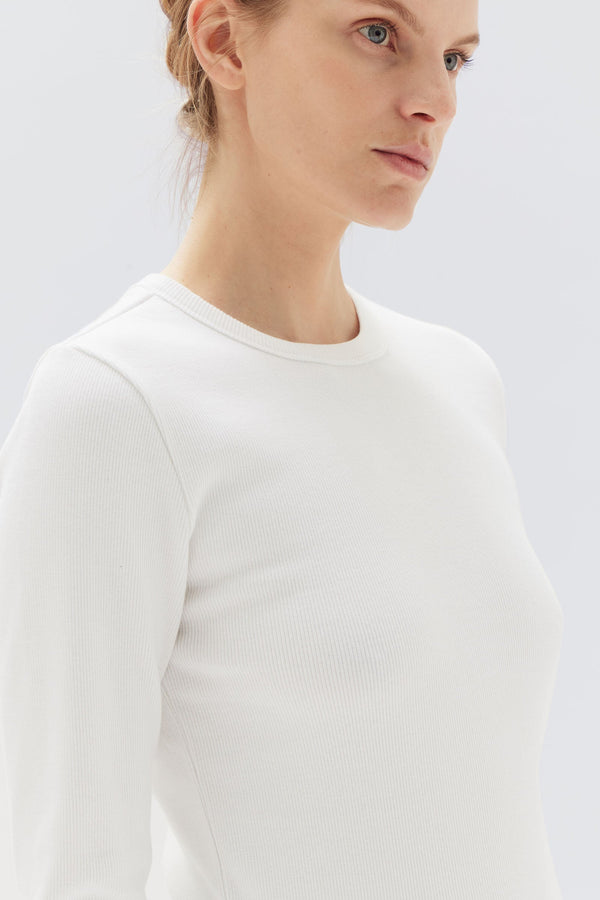 Long white tee shop