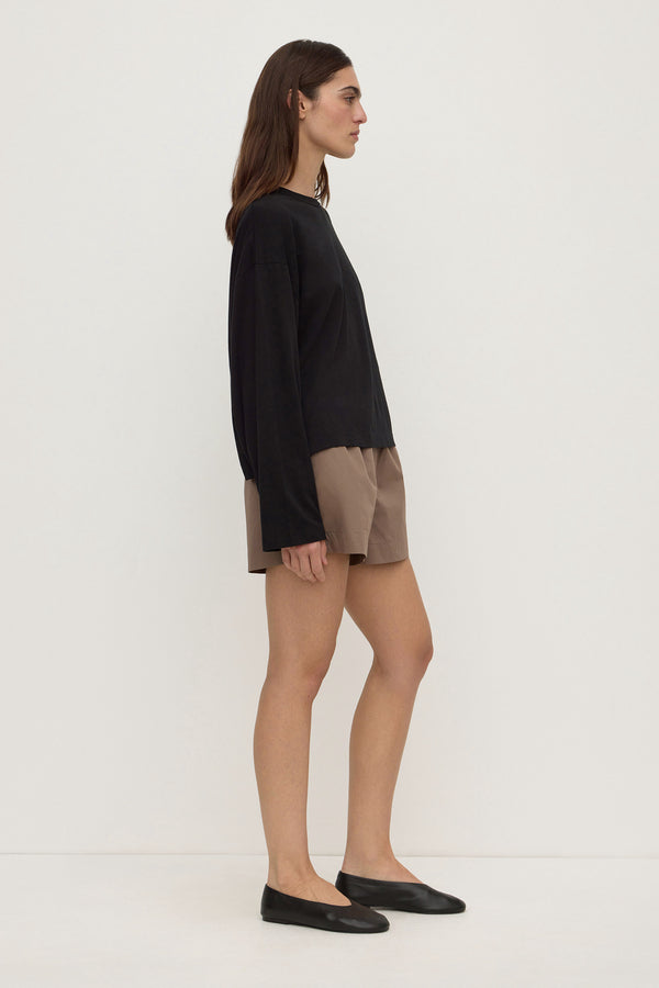Micha_Poplin_Short_Dark_Sand_2059