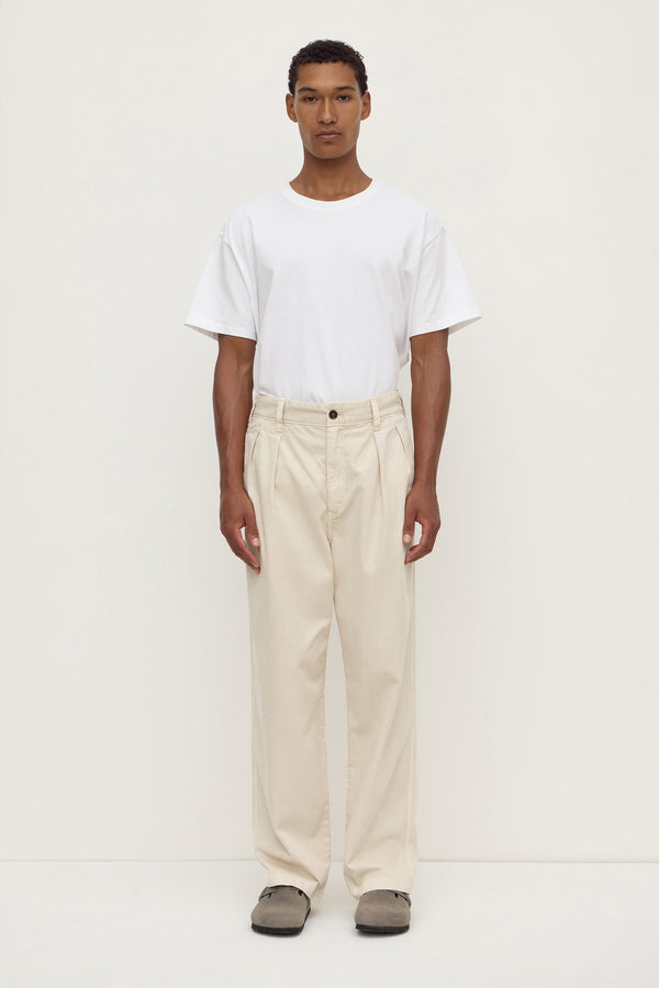 Miles Pleated Chino