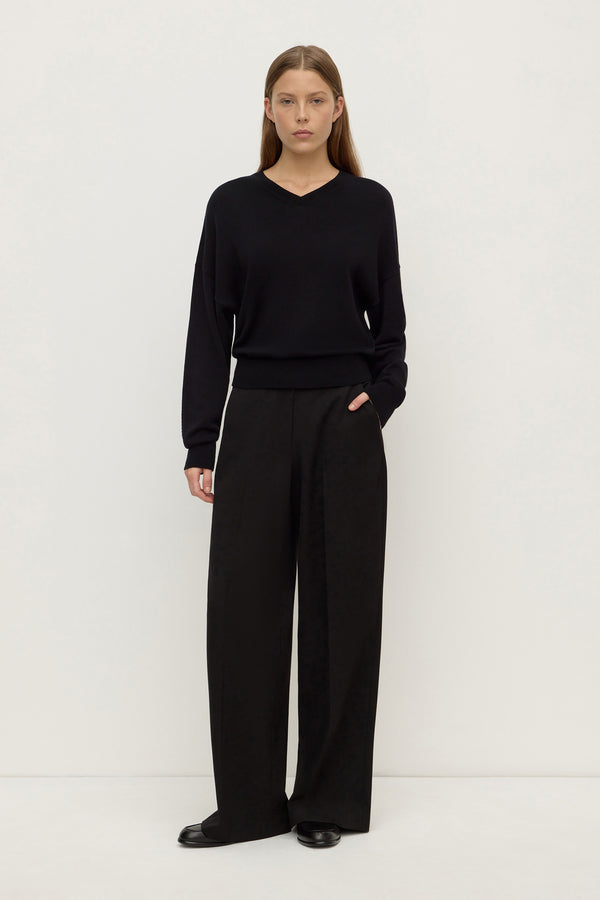 Mira_V_Neck_Sweater_Black_1540