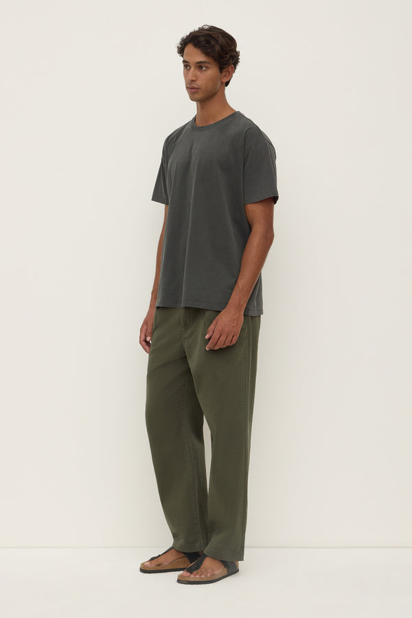 Oli_Tee_Charcoal_0874