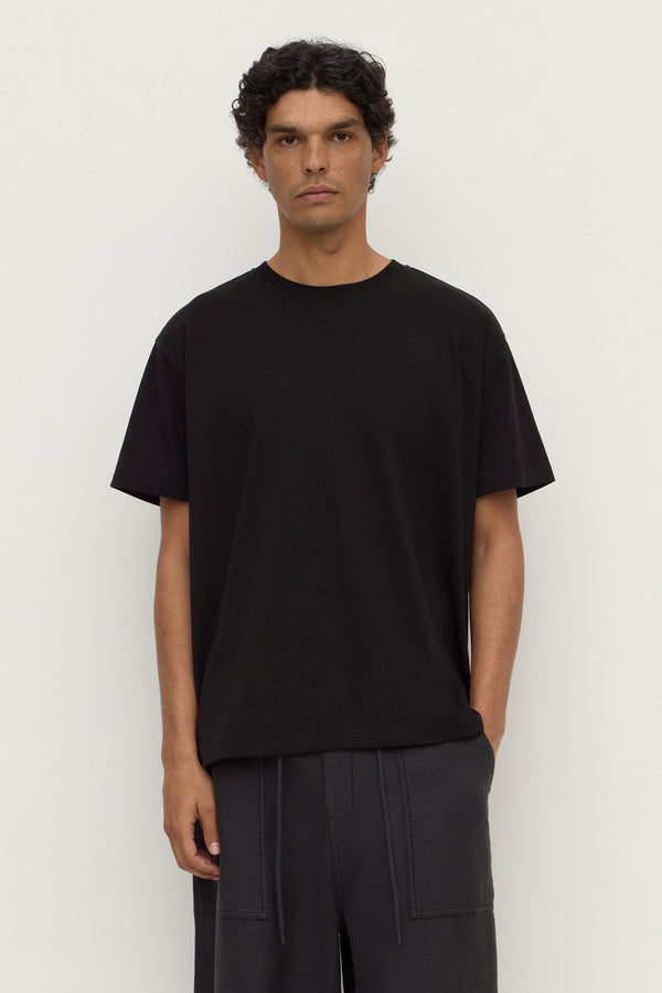Oli_Tee_True_Black_1546