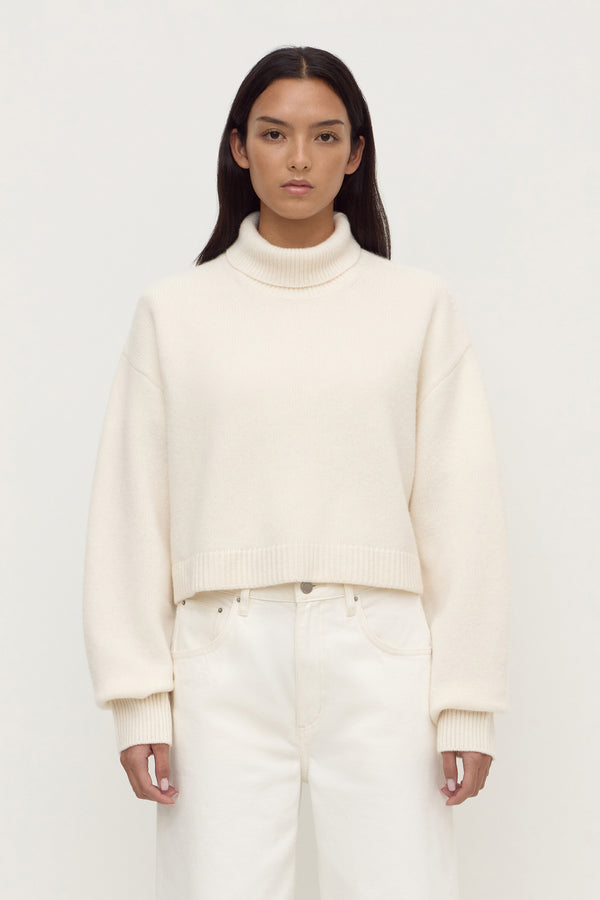 Paris_Wool_Cashmere_Knit_Turtleneck_White_1543