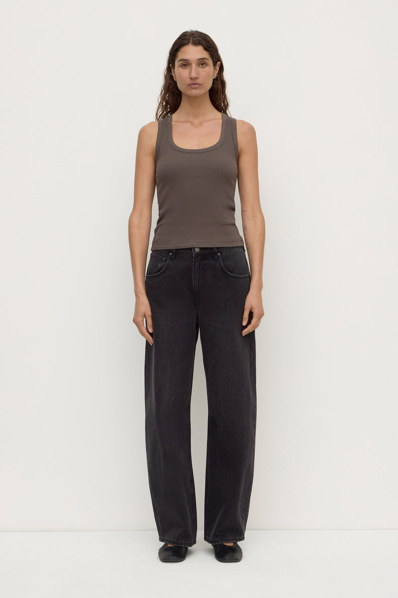 Womens Robyn Scoop Neck Rib Tank Bark | Assembly Label