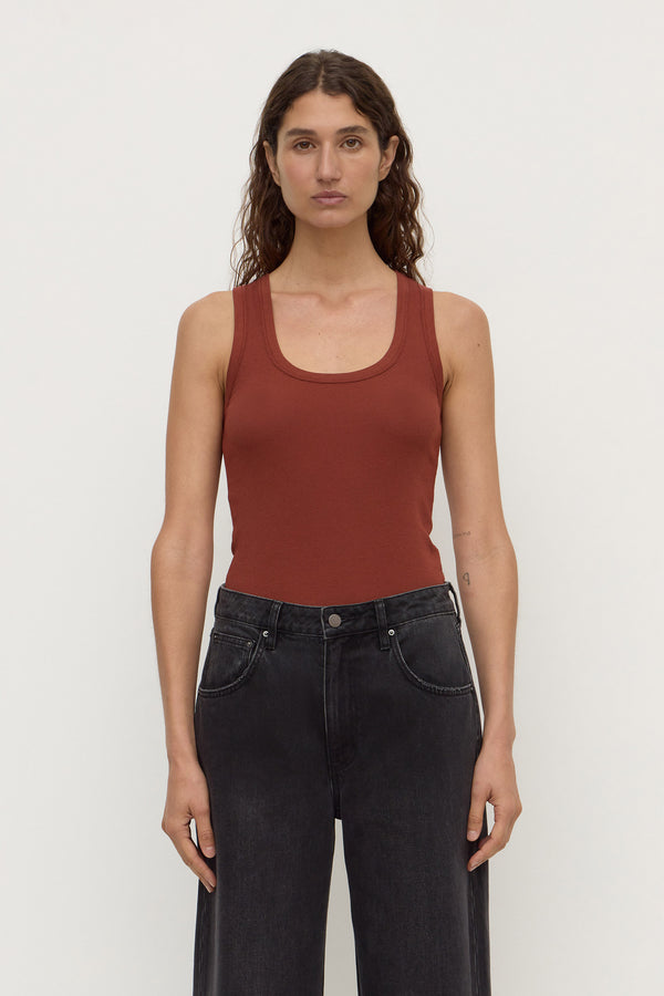Robyn_Scoop_Neck_Rib_Tank_Burnt_Amber_1250