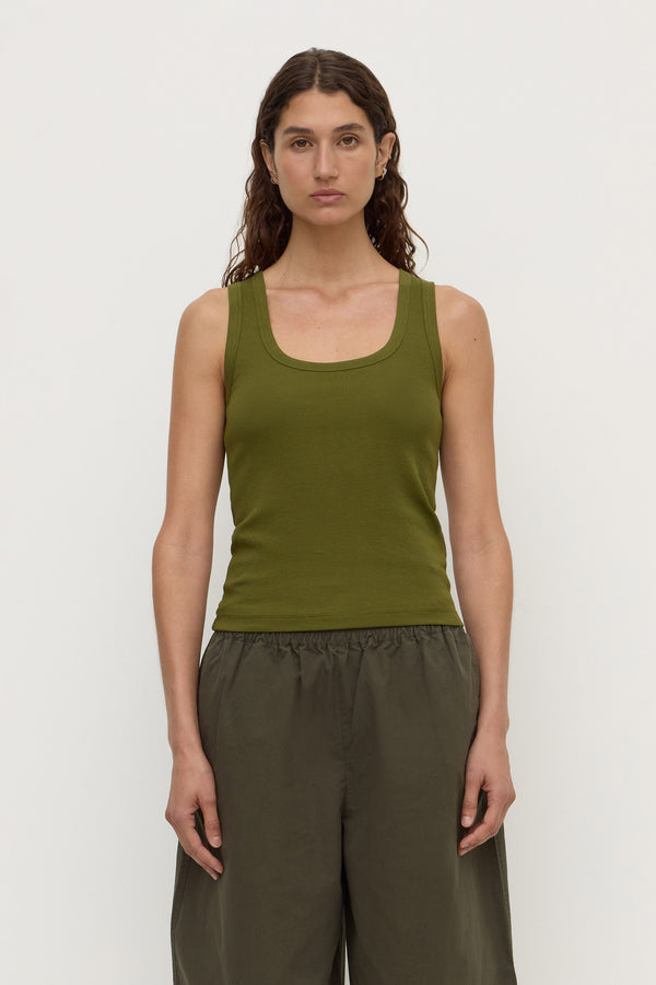Robyn_Scoop_Neck_Rib_Tank_Grove_0676