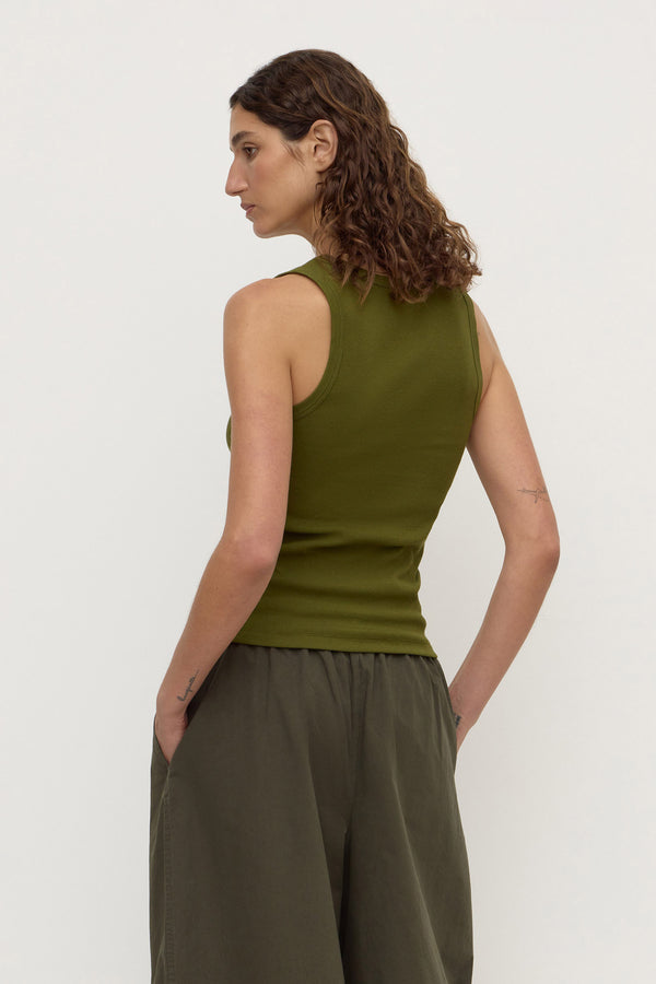 Robyn_Scoop_Neck_Rib_Tank_Grove_0684