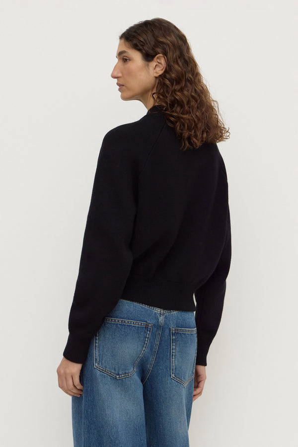 Talia_Milano_Knit_Bomber_Black_0035