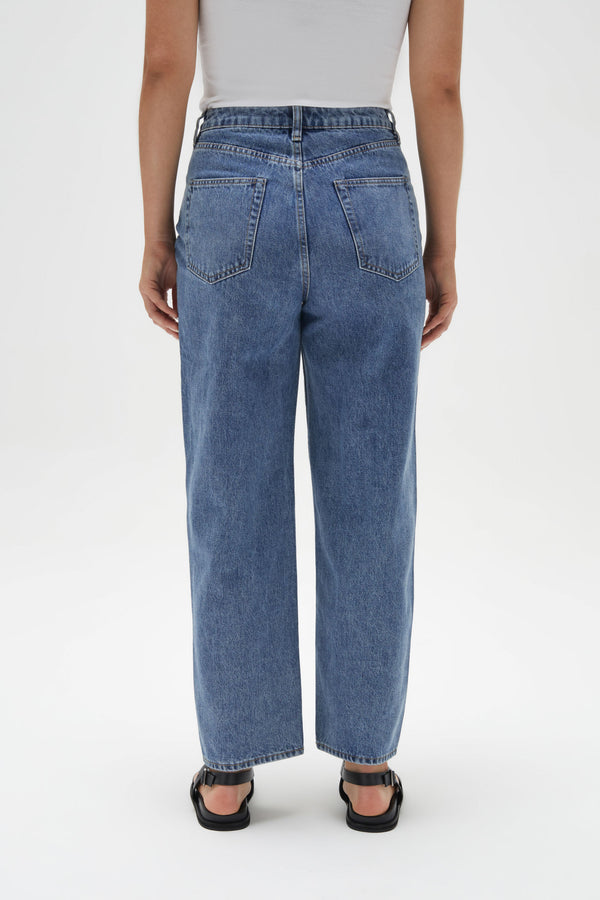 Vintage Straight Jean